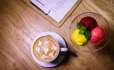 чашка кофе с десертом и цветами.завтрак в постель Stock Photo | Adobe Stock