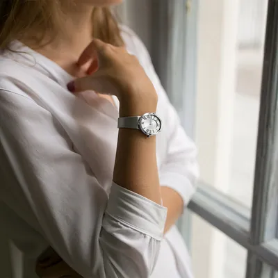 Купить серебряные женские наручные часы НИКА LADY артикул 0106.0.9.21A с  доставкой - nikawatches.ru