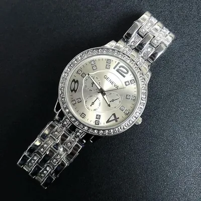 Как правильно сочетать часы с браслетами: стильные сочетания для женщин и  мужчин.