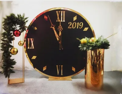 Часы из конфет. Что подарить на Новый год. | Конфеты, Рождественские  бумажные игрушки, Поделки