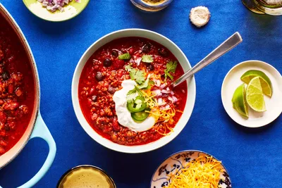 Healthy Slow Cooker Chipotle Bean Chili. - Half Baked Harvest