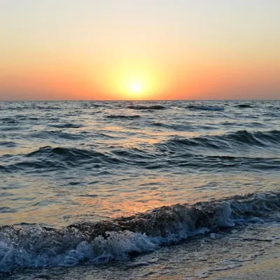 Абстрактное изображение морской пены на Побережье черного моря | Побережье черного  моря Фото №1317355 скачать