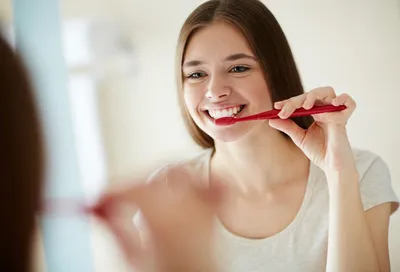 Как правильно чистить зубы: инструкция | РБК Life