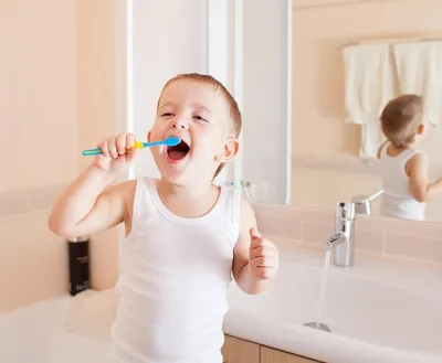 Несколько причин почистить зубы перед сном - Стоматологическая клиника  Скульптура