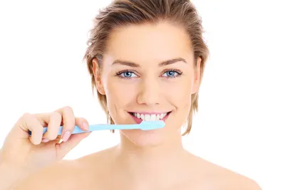 Как правильно чистить зубы щёткой | АктивСтом