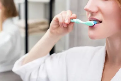 Как правильно чистить зубы? - Инфографика ТАСС