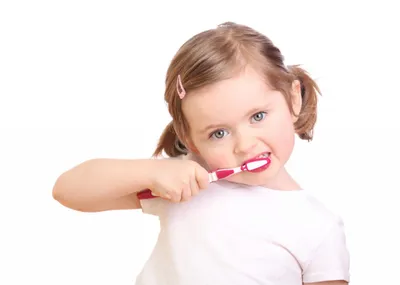 Как правильно чистить зубы ребёнку | Блог бренда \"Принцесса\"