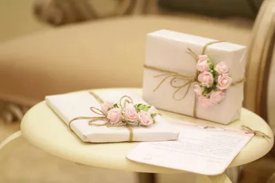 Оригинальный подарок для жены на 8 марта/ Бокс со сладостями и розами из  мыла/ Подарок маме на день рождение (ID#1746175848), цена: 1386 ₴, купить  на Prom.ua