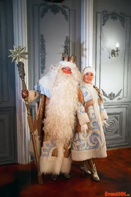 В костюмах Деда Мороза и Снегурочки – бесплатные авиабилеты | Прокат  костюмов МосКостюмер