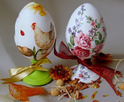 Пасхальные яйца, украшенные в стиле декупаж.. Фото на Шведской Пальме  (www.sweden4rus.nu)