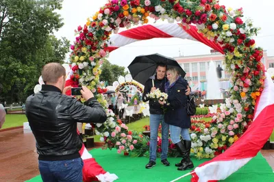 В преддверии Дня любви, семьи и верности камчатские партийцы поздравили  семьи, прожившие в браке более 50 лет