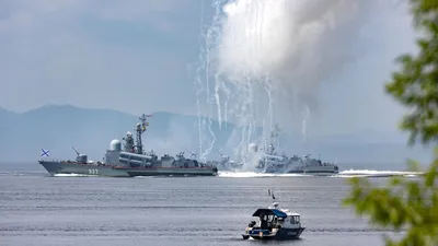 День ВМФ во Владивостоке отметят парадным строем боевых кораблей  (программа) - PrimaMedia.ru
