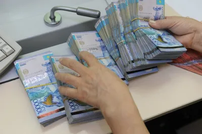 Жители Якутии предпочитают хранить деньги на банковских счетах в рублях —  Улус Медиа