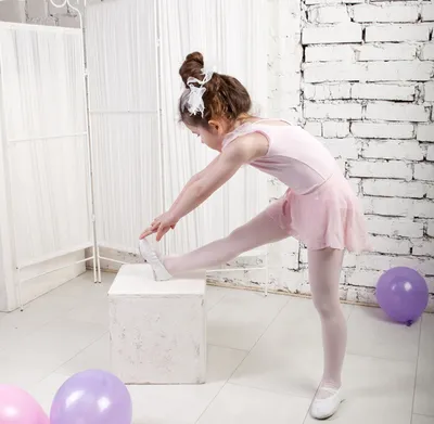Детская хореография, современные эстрадные танцы в студии Just Fly,  Екатеринбург | KidsReview.ru