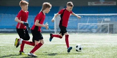 Детский футбол: почему это важно и как начать заниматься | FOOTINBEL