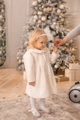 Белое нарядное пальто для маленькой девочки ❃Детские вечерние наряды ОПТом  от производителя ☙Валентина Гладун, Украина