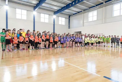 434 девчонок и мальчишек посвятили в первоклассники » «Муравленко 24»