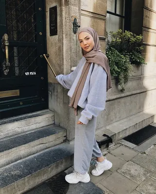 Самые стильные мусульманки: 5 девушек в хиджабе, которые выглядят  великолепно | M A N I É R E | Дзен