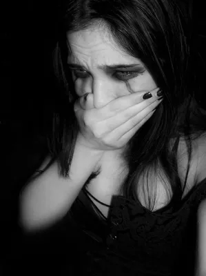 девушка плачет стоковое фото. изображение насчитывающей подросток - 6944480