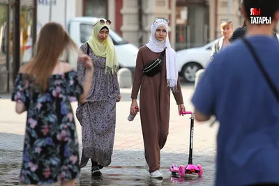 Девушка в хиджабе | Мусульманские девушки, Хиджаб, Мусульманки
