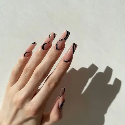 ИДЕИ МАНИКЮРА | ДИЗАЙН НОГТЕЙ on Instagram: “Очень нежный дизайн 🌸 Оцените  идею маникюра от 1 до 10 😘 . Самые красивые… | Ногти, Дизайнерские ногти,  Длинные ногти