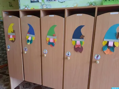 Шкафчики в раздевалку детского сада, детские шкафы для раздевалок в детский  сад. Шкаф в раздевалку ДОУ. Шкафы из ЛДСП