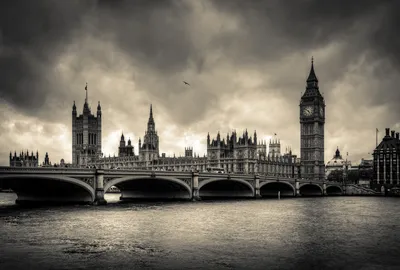 Вестмистерский дворец в облаках лондона - обои на рабочий стол