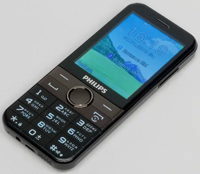 Обзор кнопочного мобильного телефона Philips Xenium E580