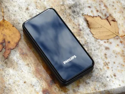 Телефон Philips Xenium E2602 Синий – купить в Санкт-Петербурге| по цене  3990 на официальном сайте интернет-магазина МегаФон