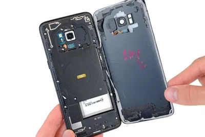 Купить заднюю крышку на Samsung Galaxy S8 (G950F) серебристого цвета в  Екатеринбурге от 120 рублей в Аксеуме