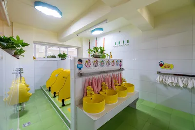 Яркий Санузел в Детском Саду | Дизайн туалета, Детская, Дизайн