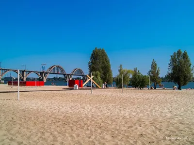 Днепропетровск — стоковые фотографии и другие картинки Днепр - Днепр,  Большой город, Набережная - Структура здания - iStock