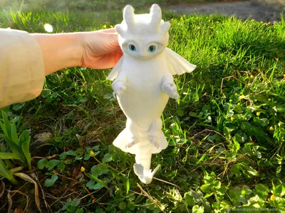 Мягкая игрушка Дневная Фурия (белая) - Как приручить Дракона 35 см. -  купить с доставкой по выгодным ценам в интернет-магазине OZON (666302681)