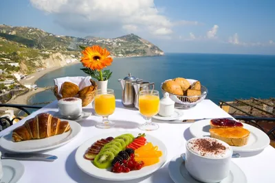Красивый завтрак у моря - 75 фото