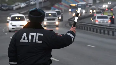 В Калининградской области инспекторы ДПС спасли из огня 81-летнего местного  жителя