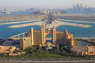 Обои на рабочий стол Ночной город Dubai / Дубай - крупнейший город  Объединенных Арабских Эмиратов (ОАЭ), обои для рабочего стола, скачать обои,  обои бесплатно