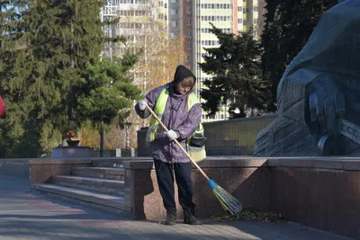 Женский дворник в Пекине редакционное фото. изображение насчитывающей  квадрат - 116646046