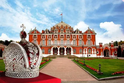 Топ-10 лучших дворцов Петербурга, которые должен увидеть каждый