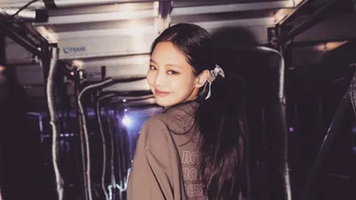 BLACKPINK's Jennie Scripts History As She Becomes Only Female K-pop Soloist  To Achieve 1 Billion Spotify Streams Without An Album Release!