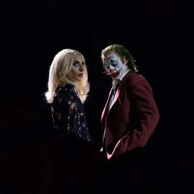 100+] Joker And Harley Quinn Pictures | Wallpapers.com