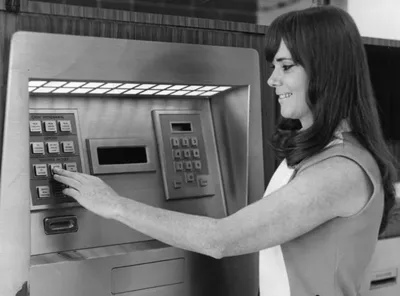 В Москве начали выпускать банкоматы, на 80 % состоящие из российских  компонентов