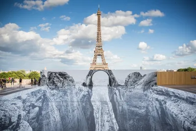Нижний Ракурс Эйфелевой Башни Париж Франция — стоковые фотографии и другие  картинки Башня - Башня, Большой город, Высокий - iStock