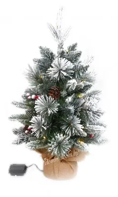 Маленькая елка на Новый год: как вписать в интерьер, как украсить, идеи  своими руками | ivd.ru