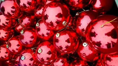 Елочные новогодние шары красные 7 см, купить недорого в интернет-магазине  СПб!