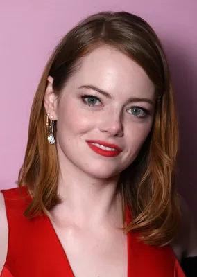 Emma Stone Remembers an Exec's “Garbage” Advice for Women in Hollywood –  The Hollywood Reporter