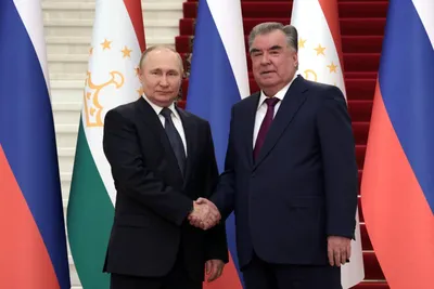 Путин и Рахмон обсудили отношения стран и ситуацию в Афганистане -  Российская газета