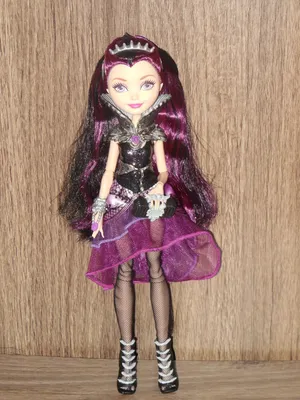 Thronecoming | Ever After High™ - YouTube