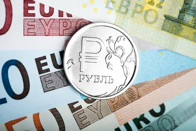 Шутка о схожести монет 2 евро и 200 тенге на TikTok собрала миллион  просмотров за сутки | Аналитический Интернет-портал