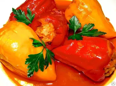Фаршированный перец с говяжьей тушенкой, морковью и кабачком - рецепт  приготовления с фото от Maggi.ru
