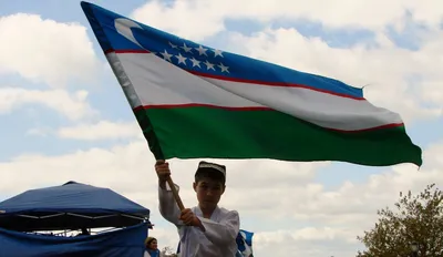 Значок флаг Узбекистана, металл, крепление как булавка купить по низким  ценам в интернет-магазине Uzum (647385)
